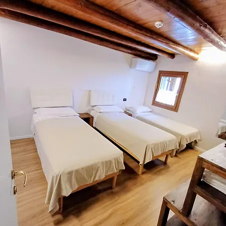 Al Colle Bed & Breakfast
